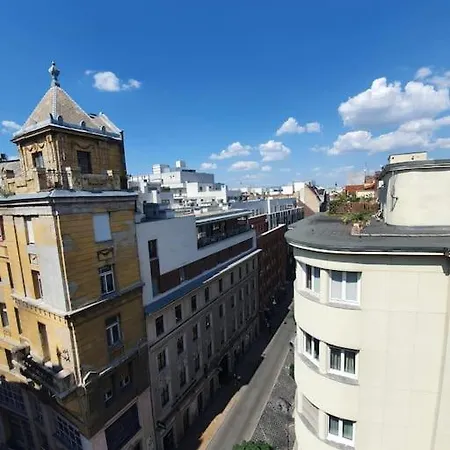 Beauty On The Rooftop With Ac And Rooftop Terrace Budapest Extérieur photo